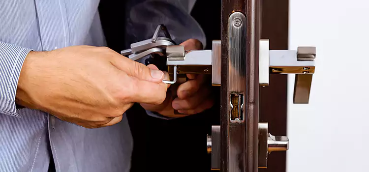 Commercial Door Lock Repair Magna